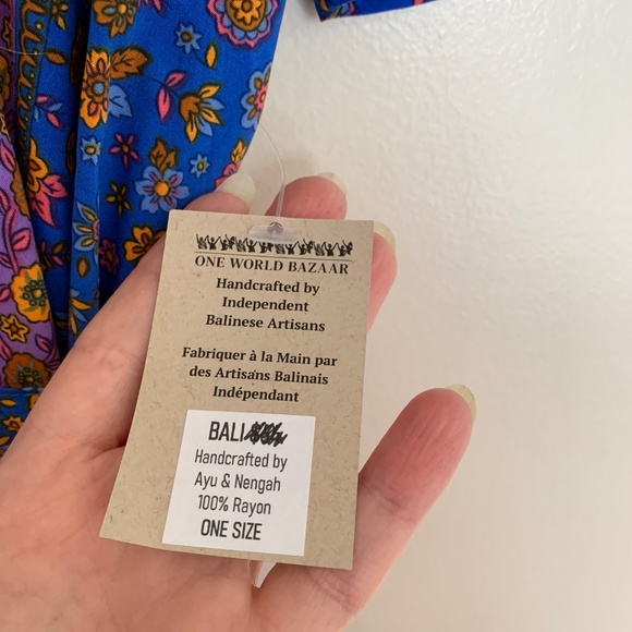 Balinese Wrap Dress with blue floral pattern - Picture 4 of 5